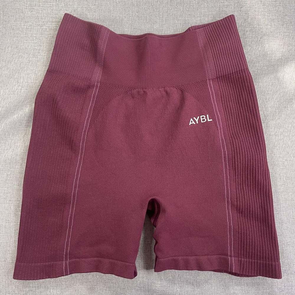 AYBL Reflex Seamless‎ Front 4" Workout Shorts Womens Medium Dark Mauve Wine
